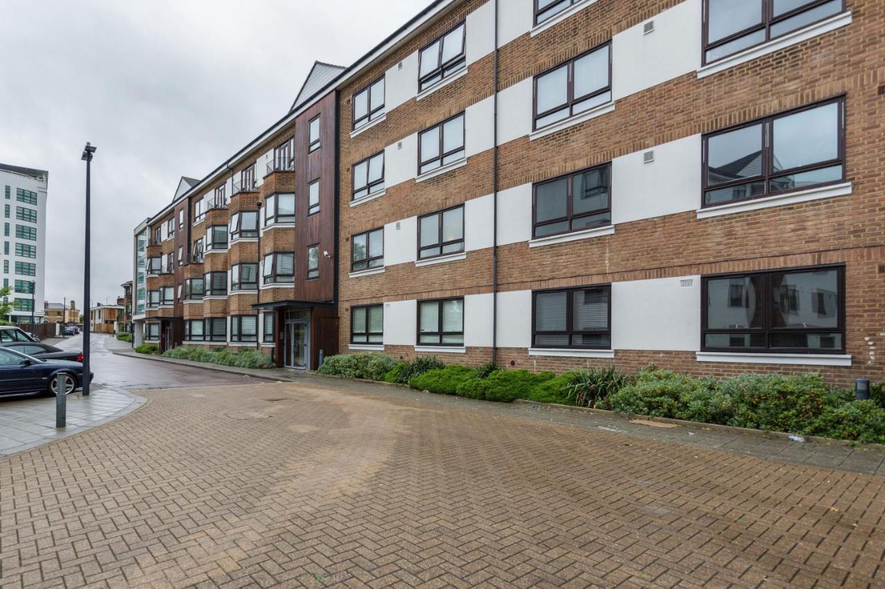 Roomspace Serviced Apartments - Kew Bridge Court London Exterior foto
